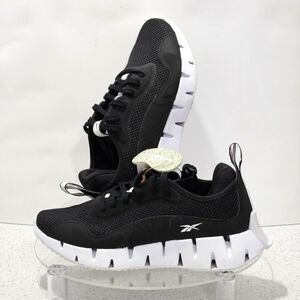 👟Reebok, women's running sneakers with Ortholite footbed. NWT